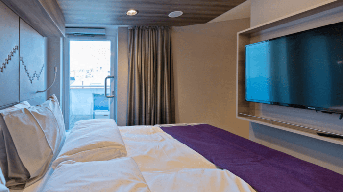 Expedition Suite | Large suite with balcony